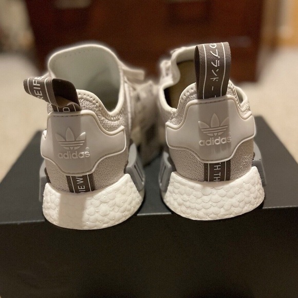 ADIDAS | NMD R1 - Picture 3 of 8